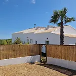 Milagres De Santa Rita 维拉诺瓦德卡塞拉
